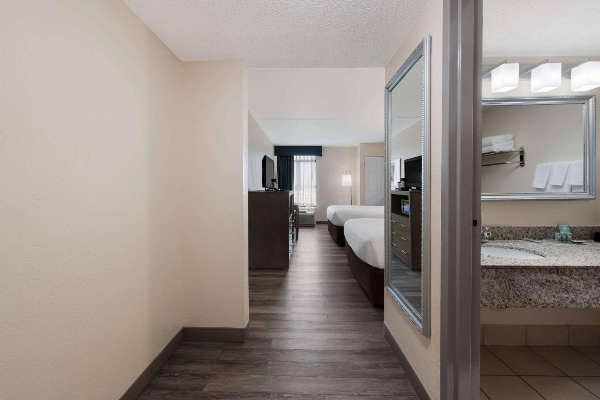 Best Western Hampton Coliseum Inn Dış mekan fotoğraf